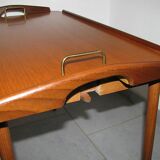 Table d'appoint plateau de service Aase Dreieri Ganddal Norvège  en teck et chêne années 1960