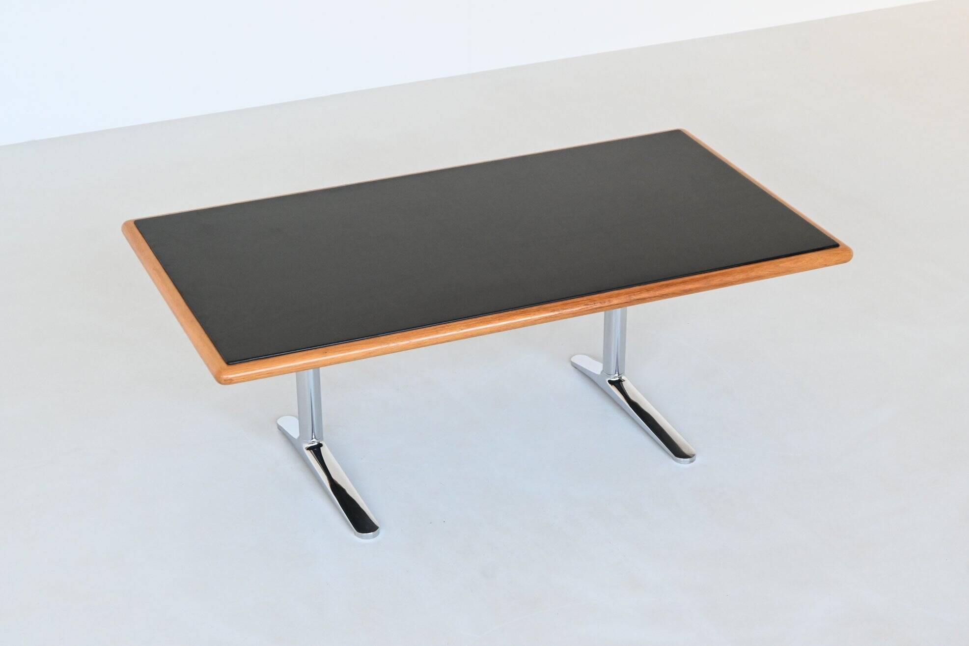 Warren Platner writing desk leather and oak Knoll United States 1970