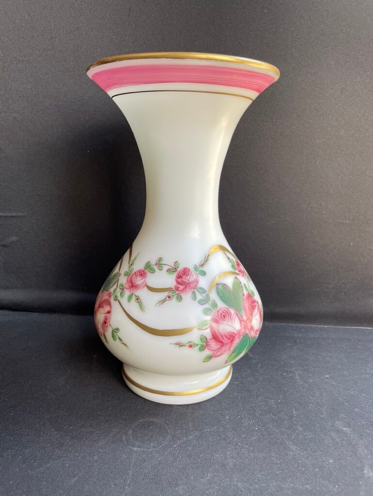 Vase Napoleon III in white opaline with floral decoration with gilding