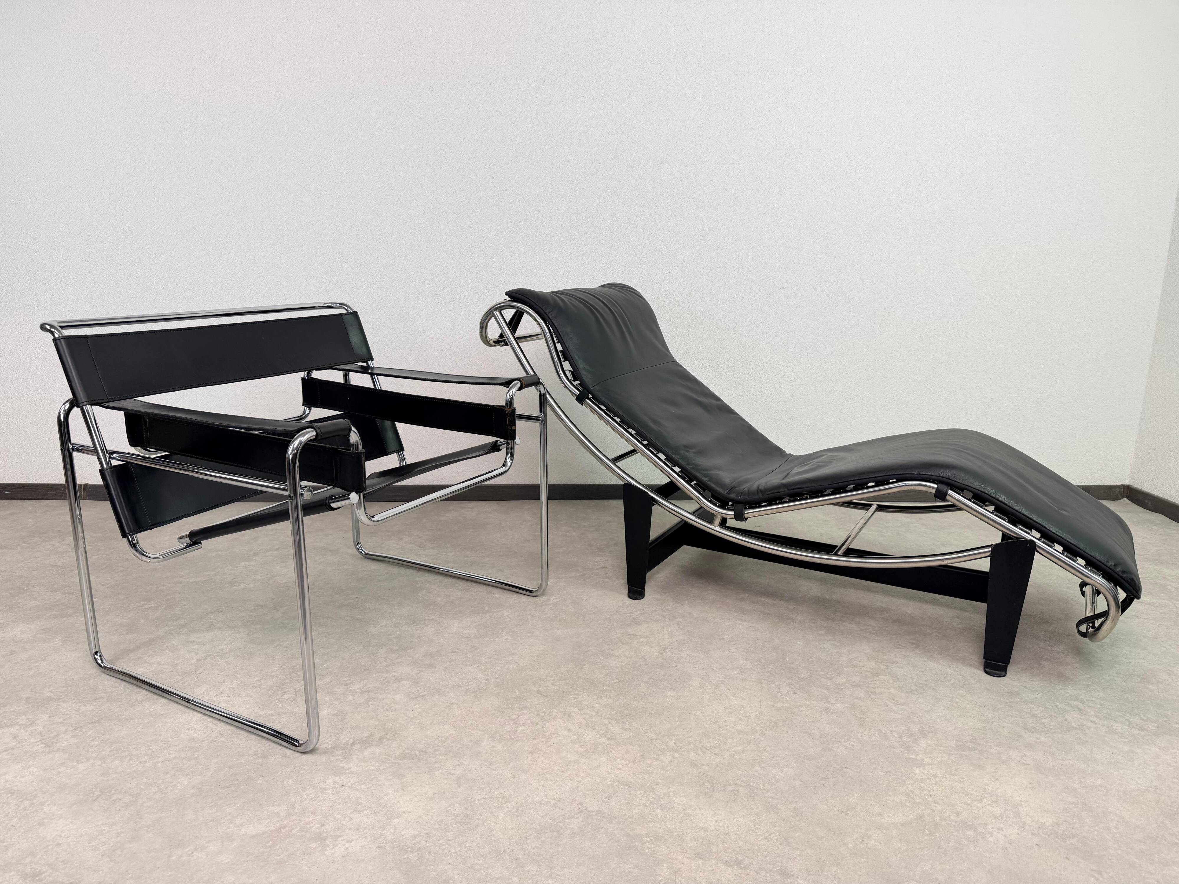 Vintage LC4 Chaise Longue by Le Corbusier in black leather