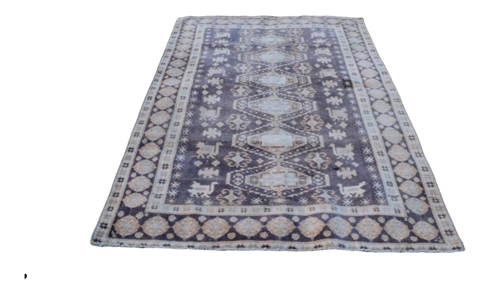 Vintage Turkish Oushak rug 136x202 cm
