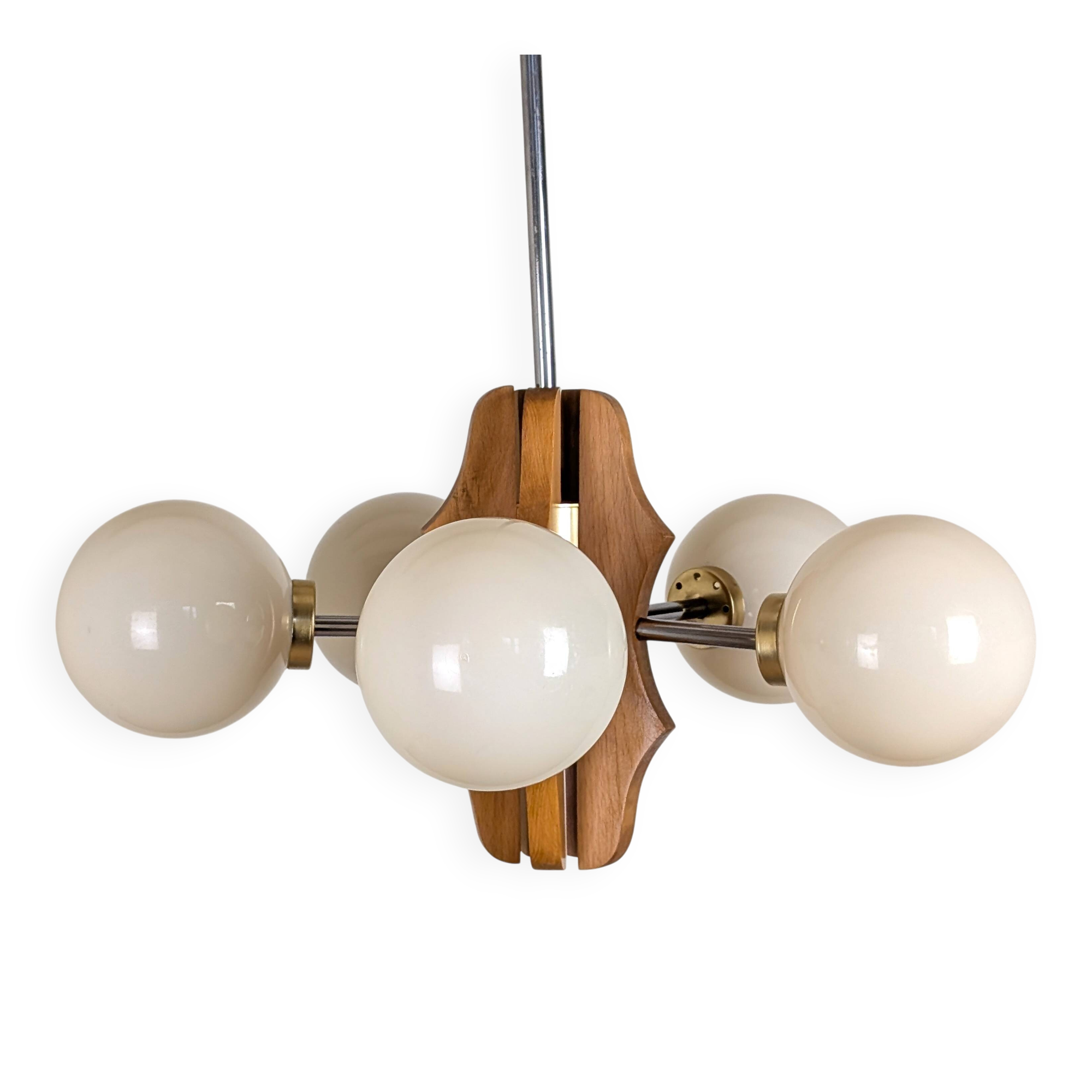 Lustre tchécoslovaque années 60