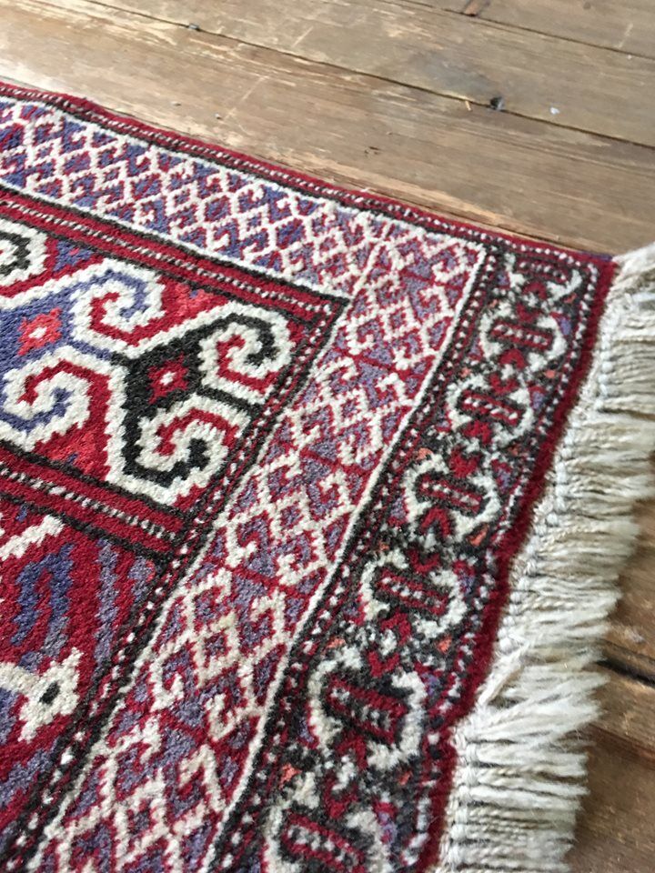 Vintage Persian rug - 132x85cm