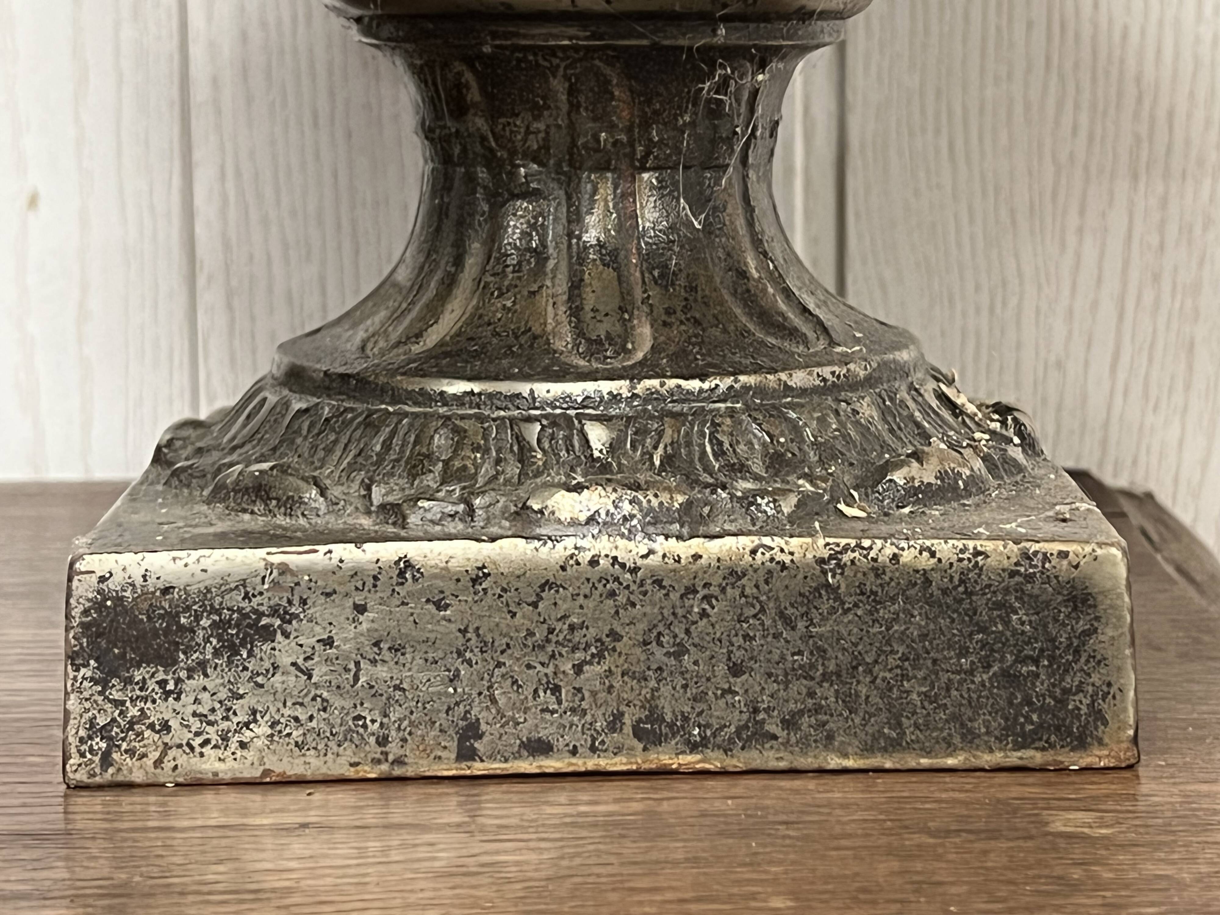 Pair of medicis vases/planters