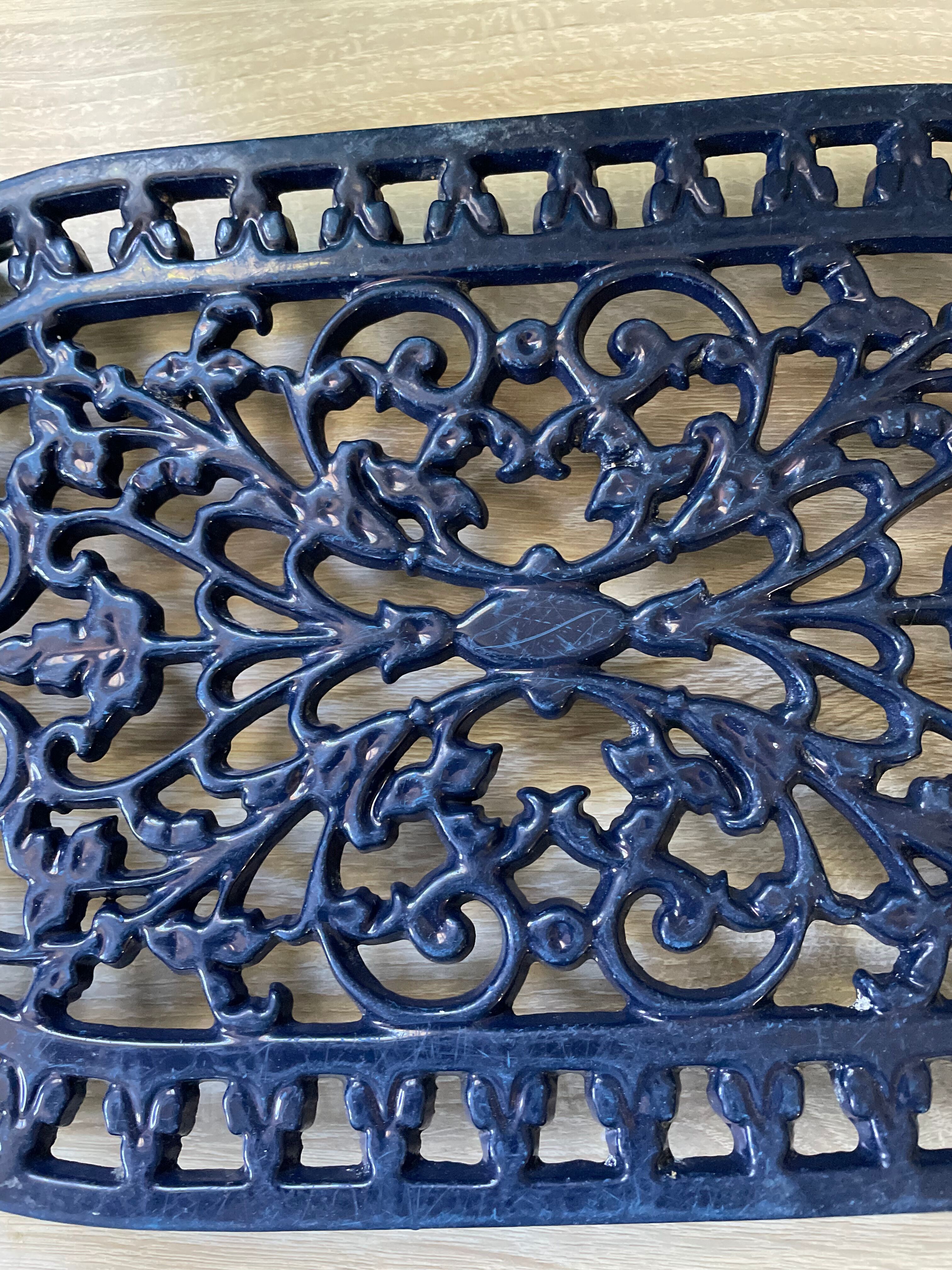 Enamelled cast iron underside 35cm