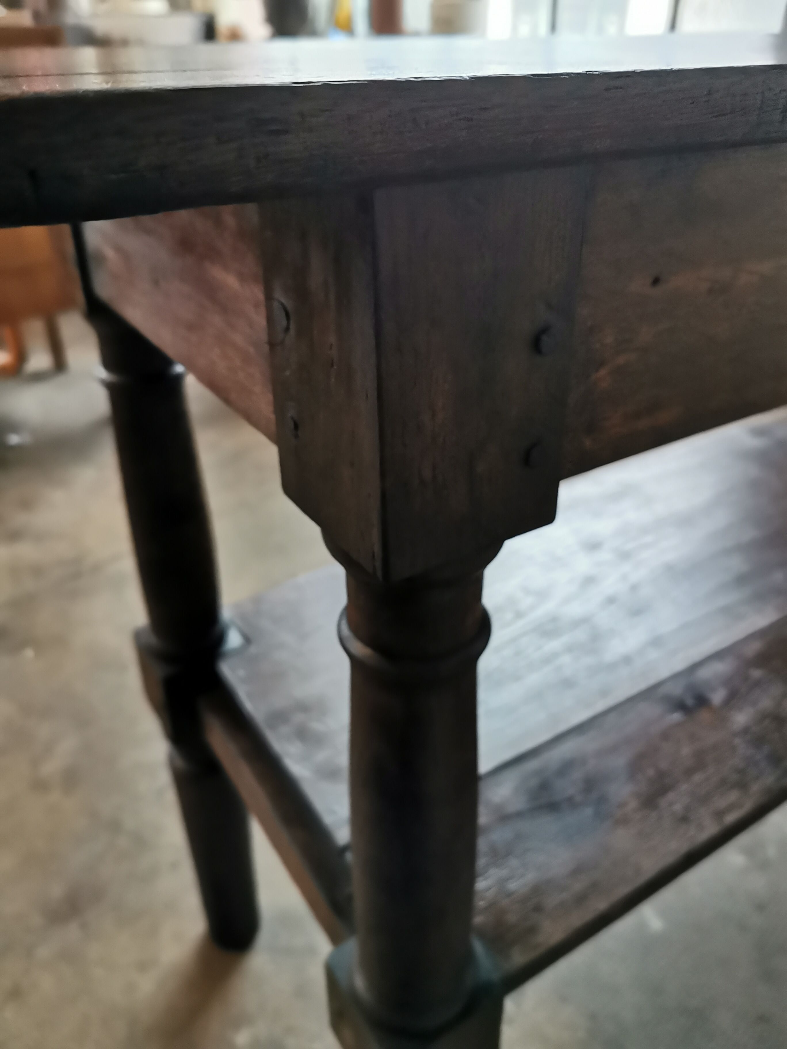 Draper table, oak wood console