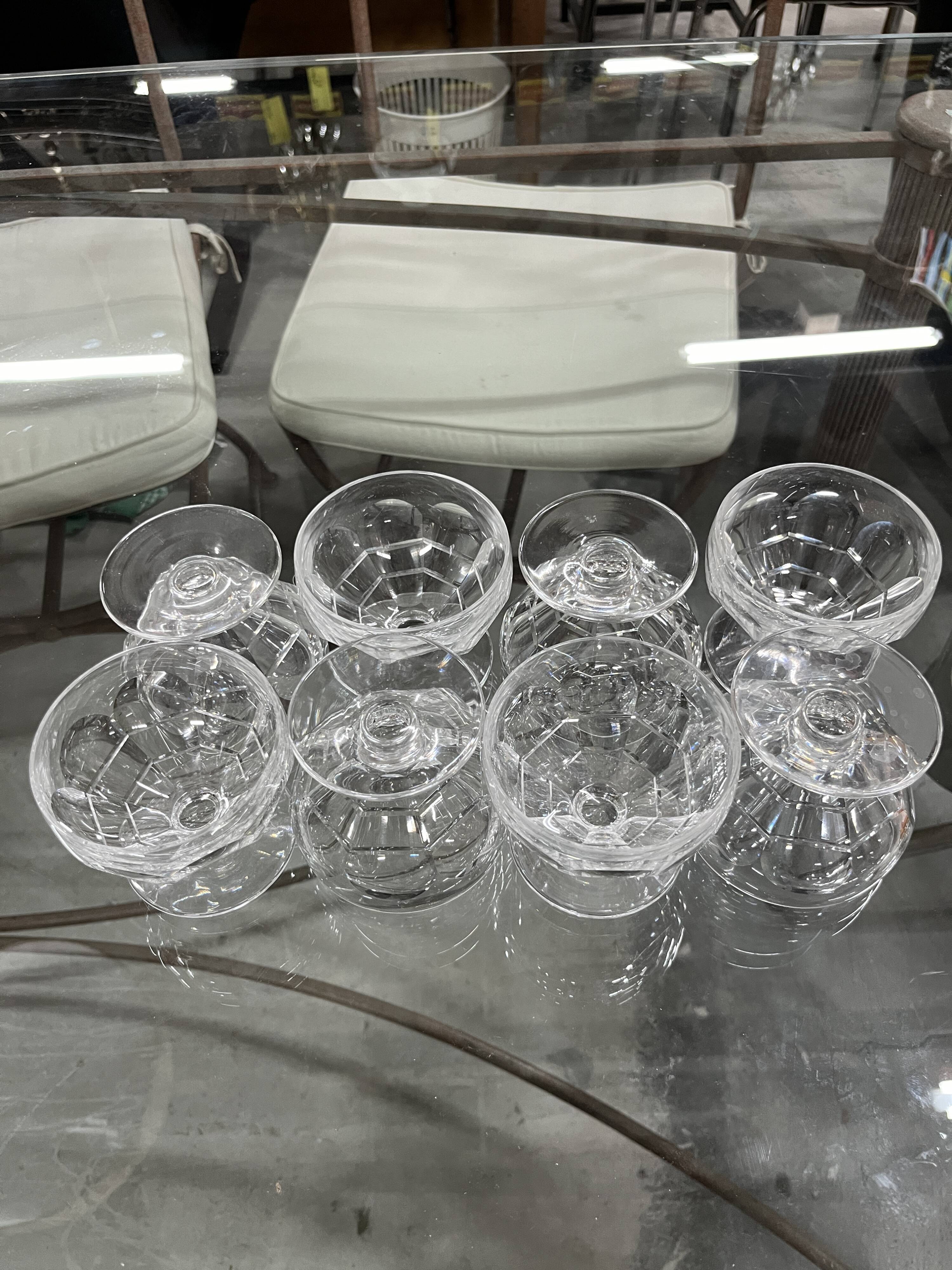 Set of 08 Saint-Louis champagne glasses