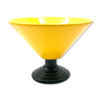Vase conique jaune, style postmoderne, Italie années 1980