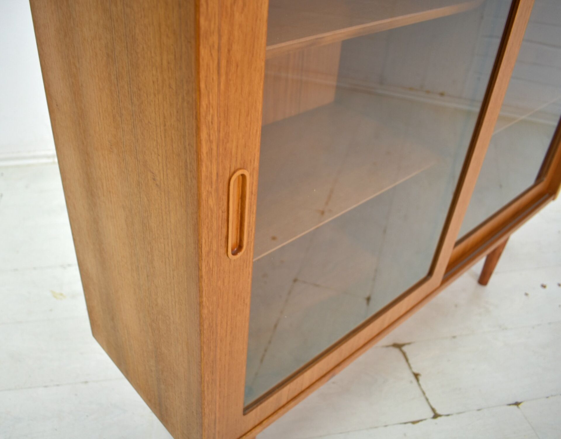 Showcase by Poul Hundevad 1960s skandinavian Teak Danish Highboard