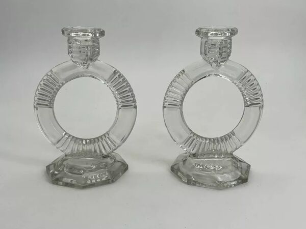 Paire de bougeoirs anciens en cristal