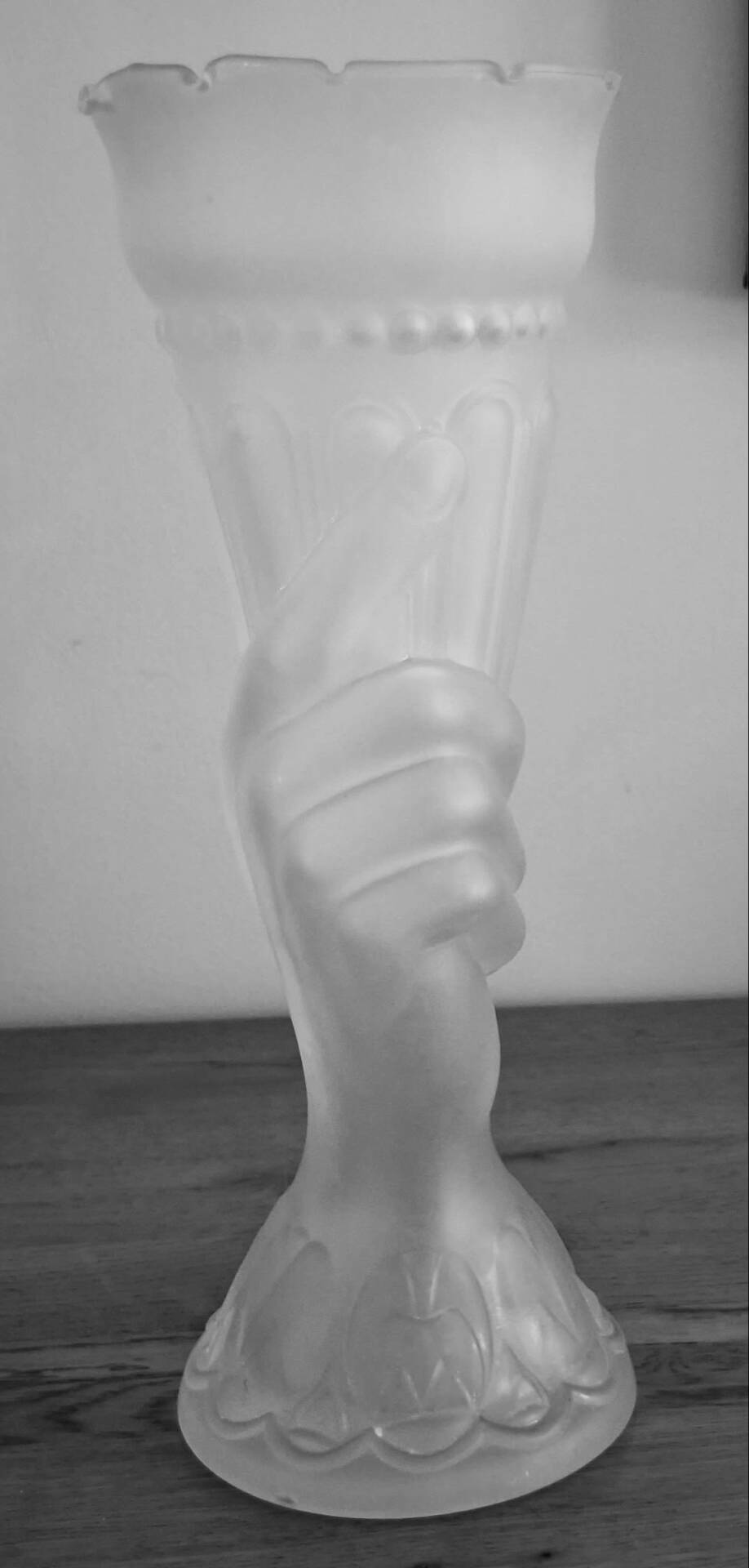 Antique vase "Hand with horn" in frosted glass, Portieux / Legras style.