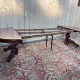 Table à manger ovale en acajou Napoléon III
