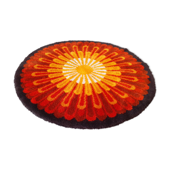 Seventies round carpet
