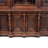 A historic cupboard from the end of the 19th century.