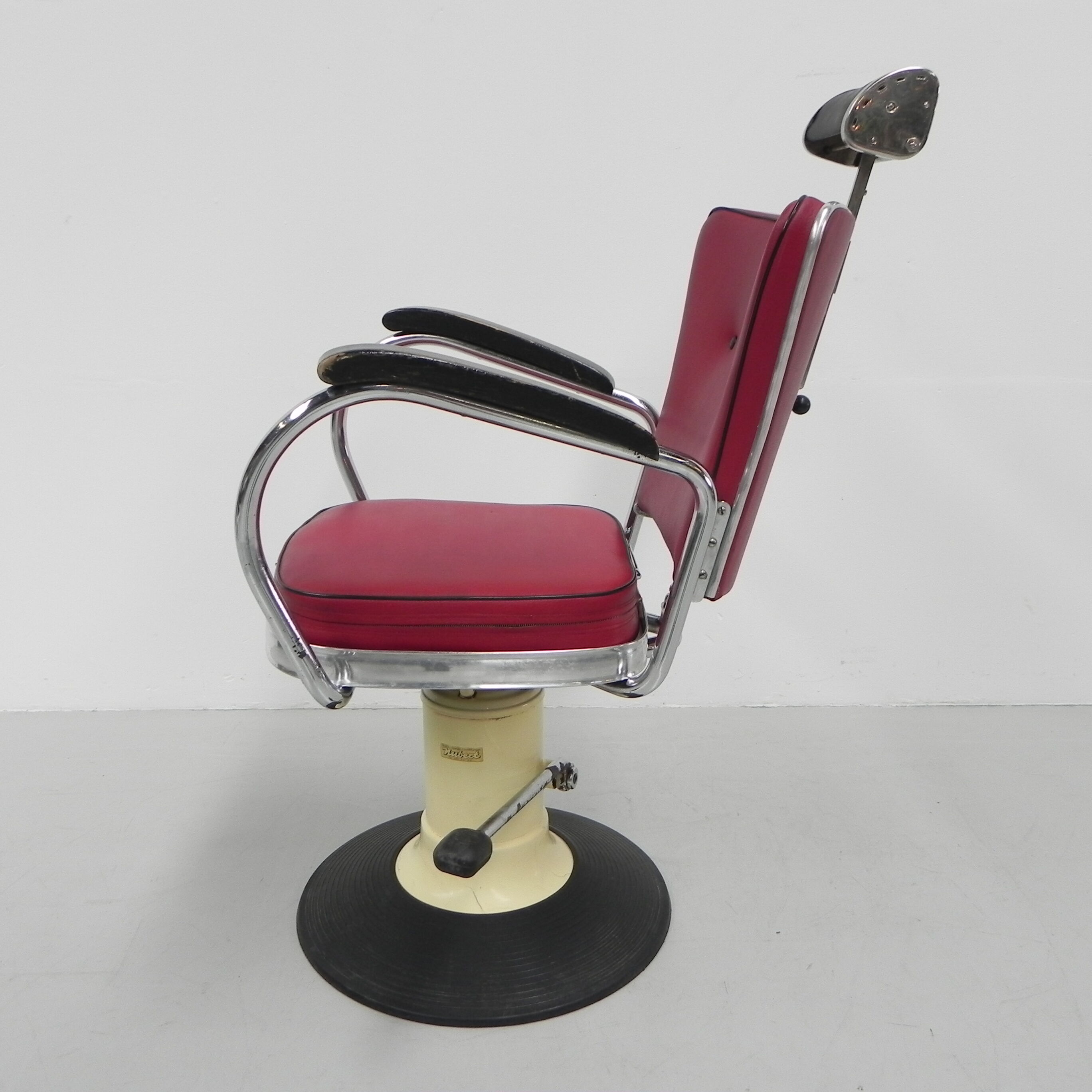 Vintage barber chair, barber chair Nubert