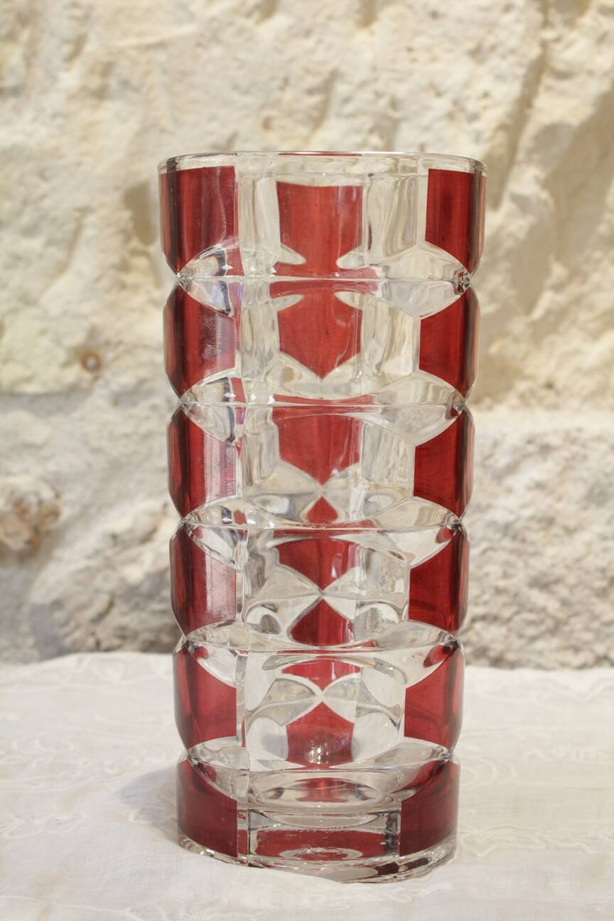 Ruby-colored glass vase by JG Durand and produced by Luminarc circa 1970