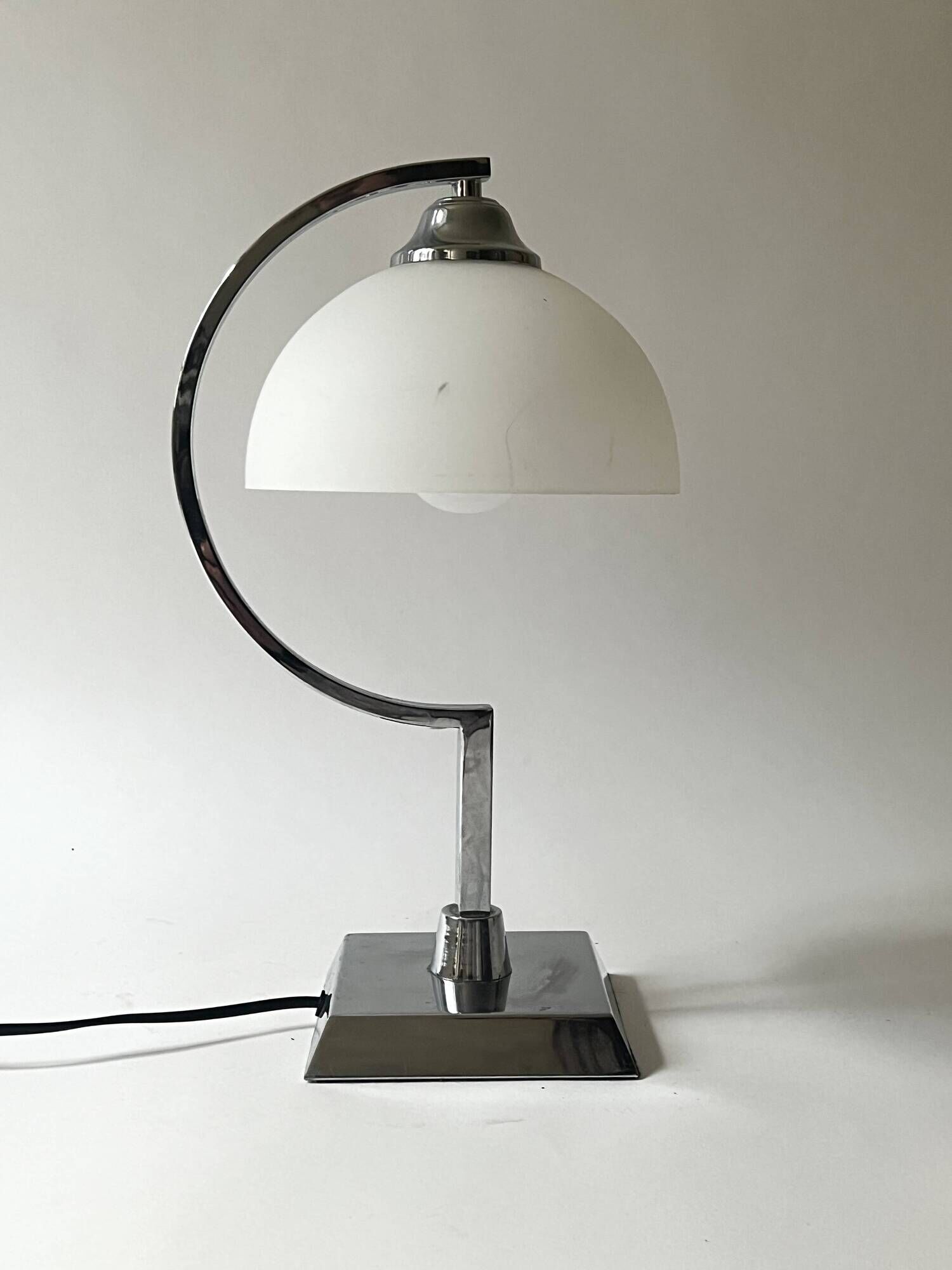 Bureau lamp / bedside lamp Bauhaus chrome metal & opal glass, design 1970