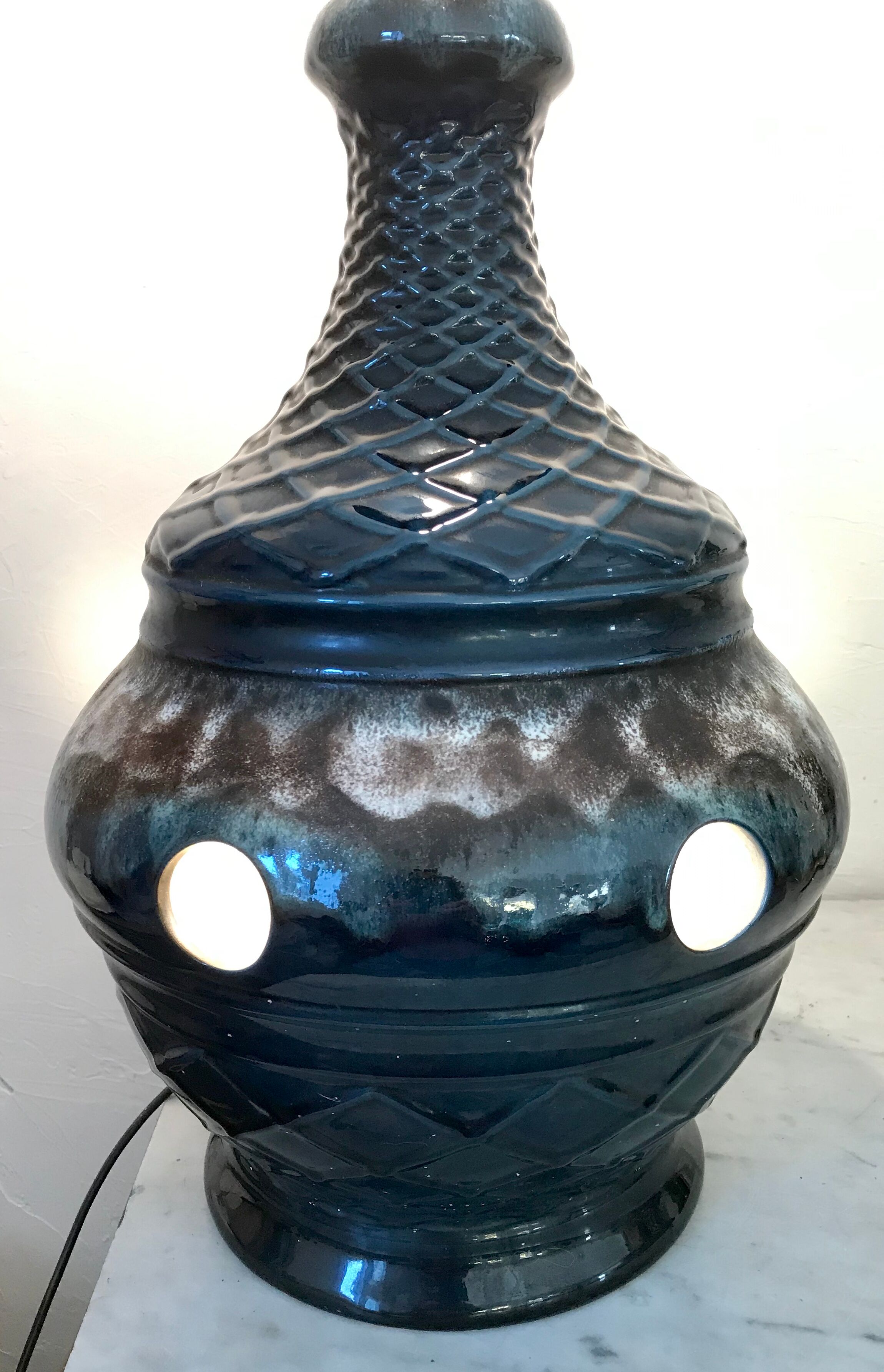 Vintage ceramic footlamp