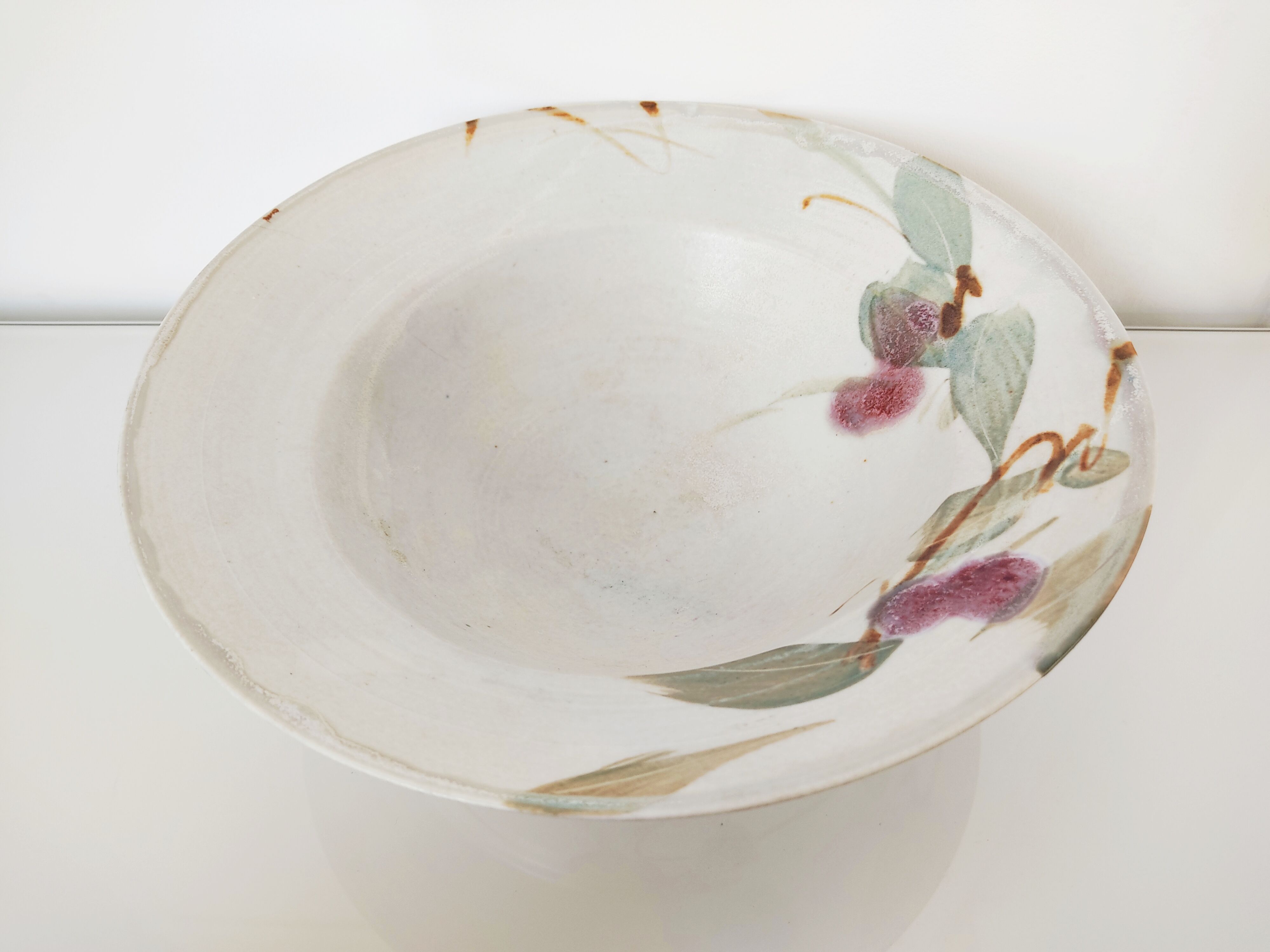 G.Goddard cuts to the decoration of fruits