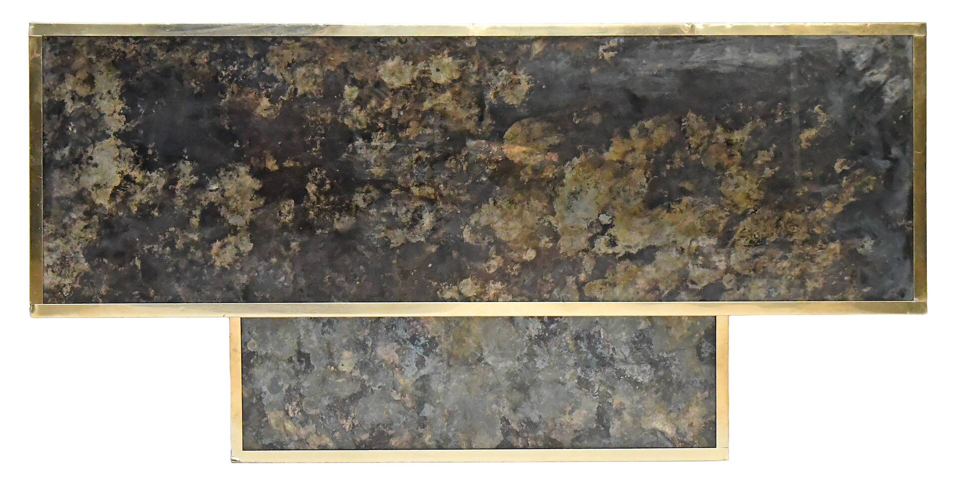Square coffee table in marble-effect glass.