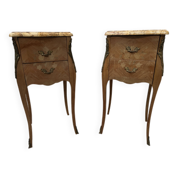 Pair of small marquetry chests of drawers in the Louis XV style / 20th century
