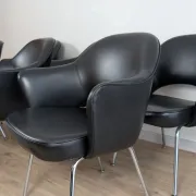 Set of 6 "Conference" chairs by Eero Saarinen for Knoll International