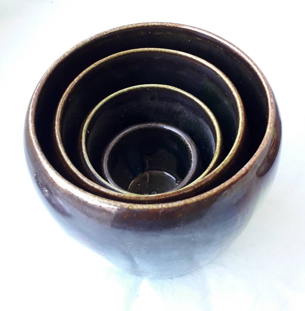 Belgian ceramic smoking service Airain