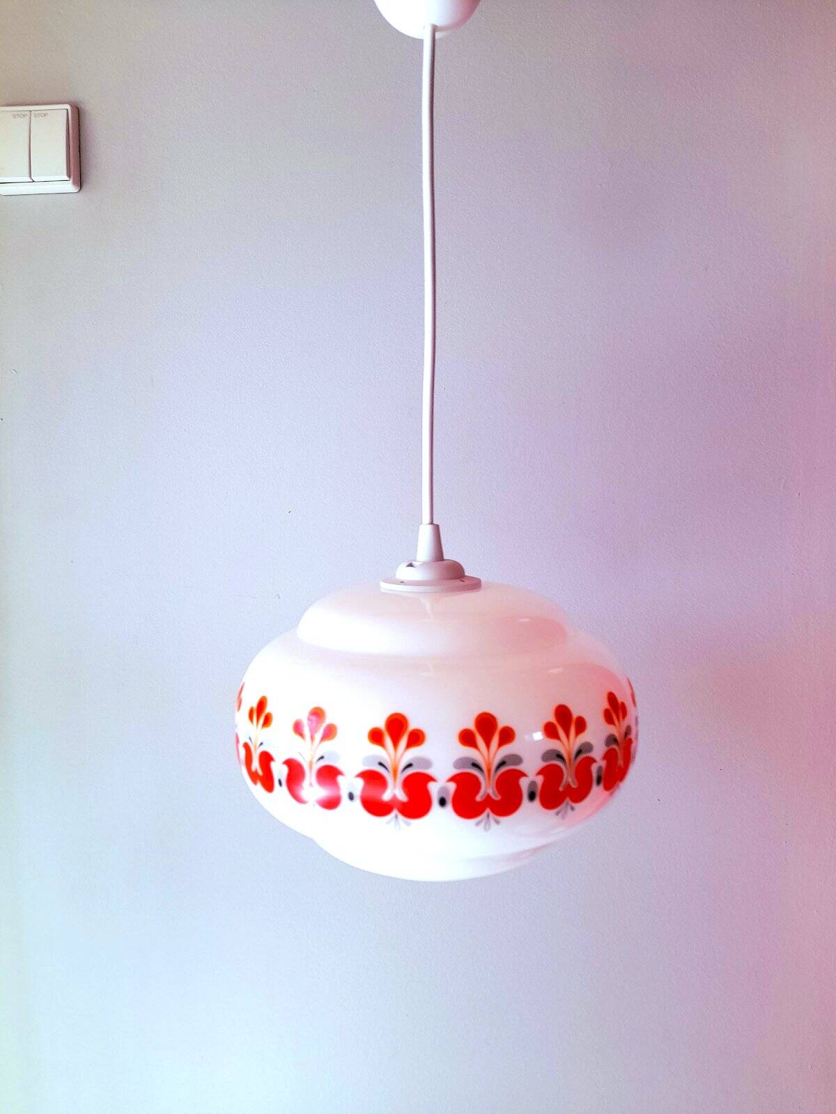 Suspension in opaline screen-printed 1970