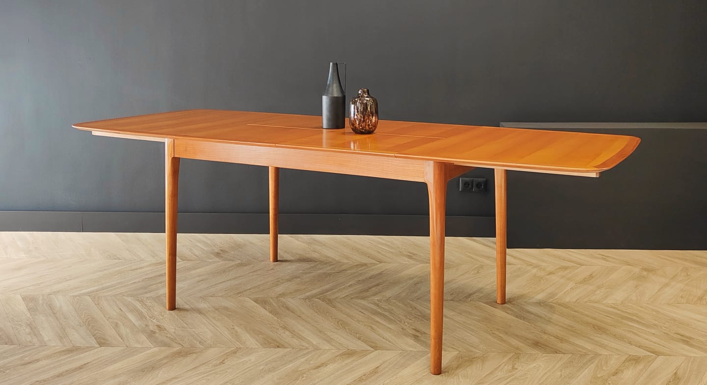 Mid century extendable dining table vintage