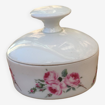 Bonbonnière en porcelaine