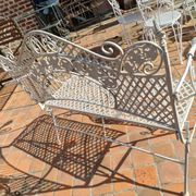 Banc de jardin en fer