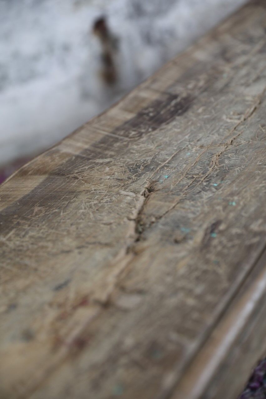 BANC in natural raw wood