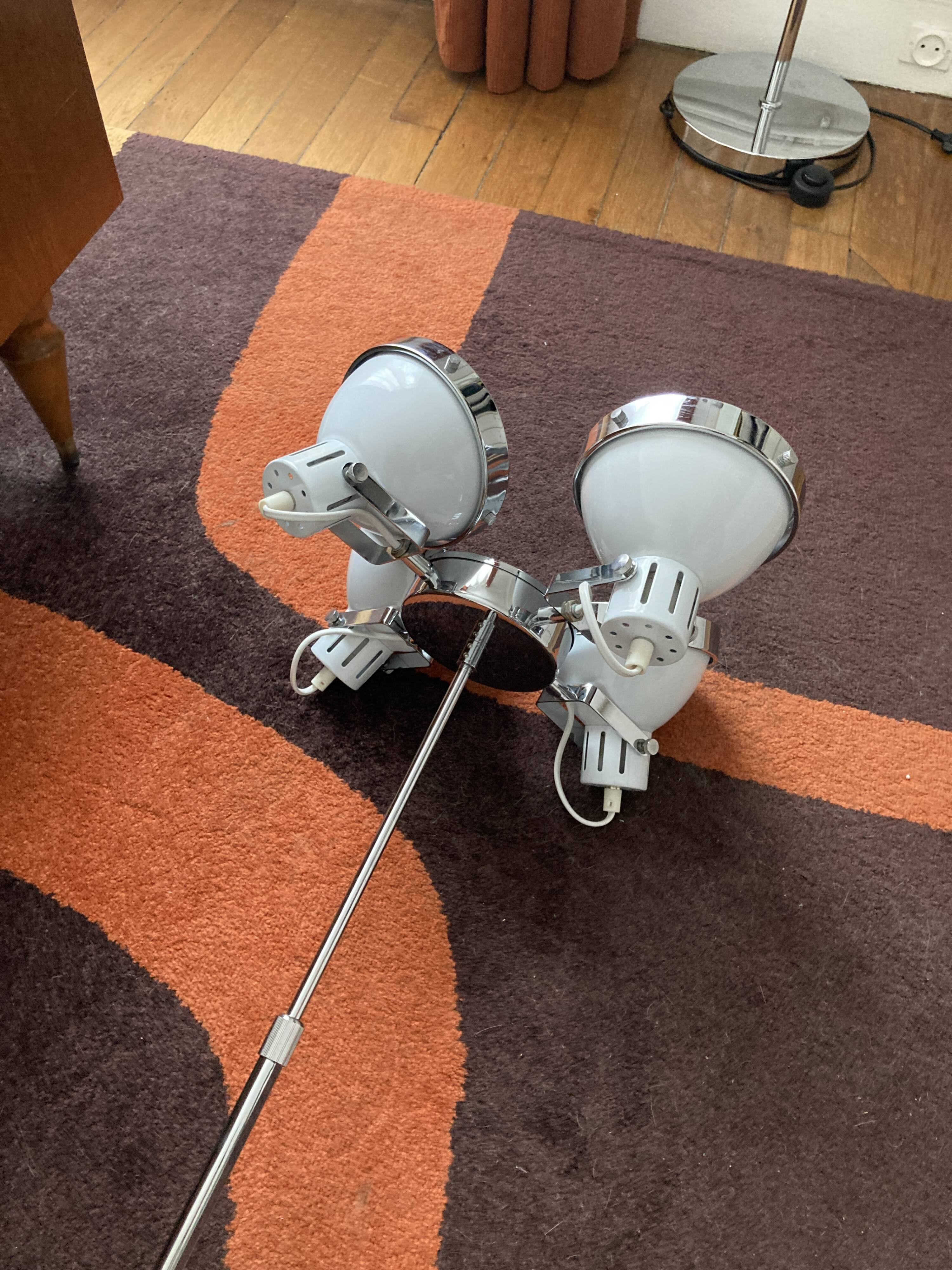 Suspension vintage réglable à 4 spots orientables – blanc & chrome
