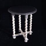 Pearly side table with twisted feet