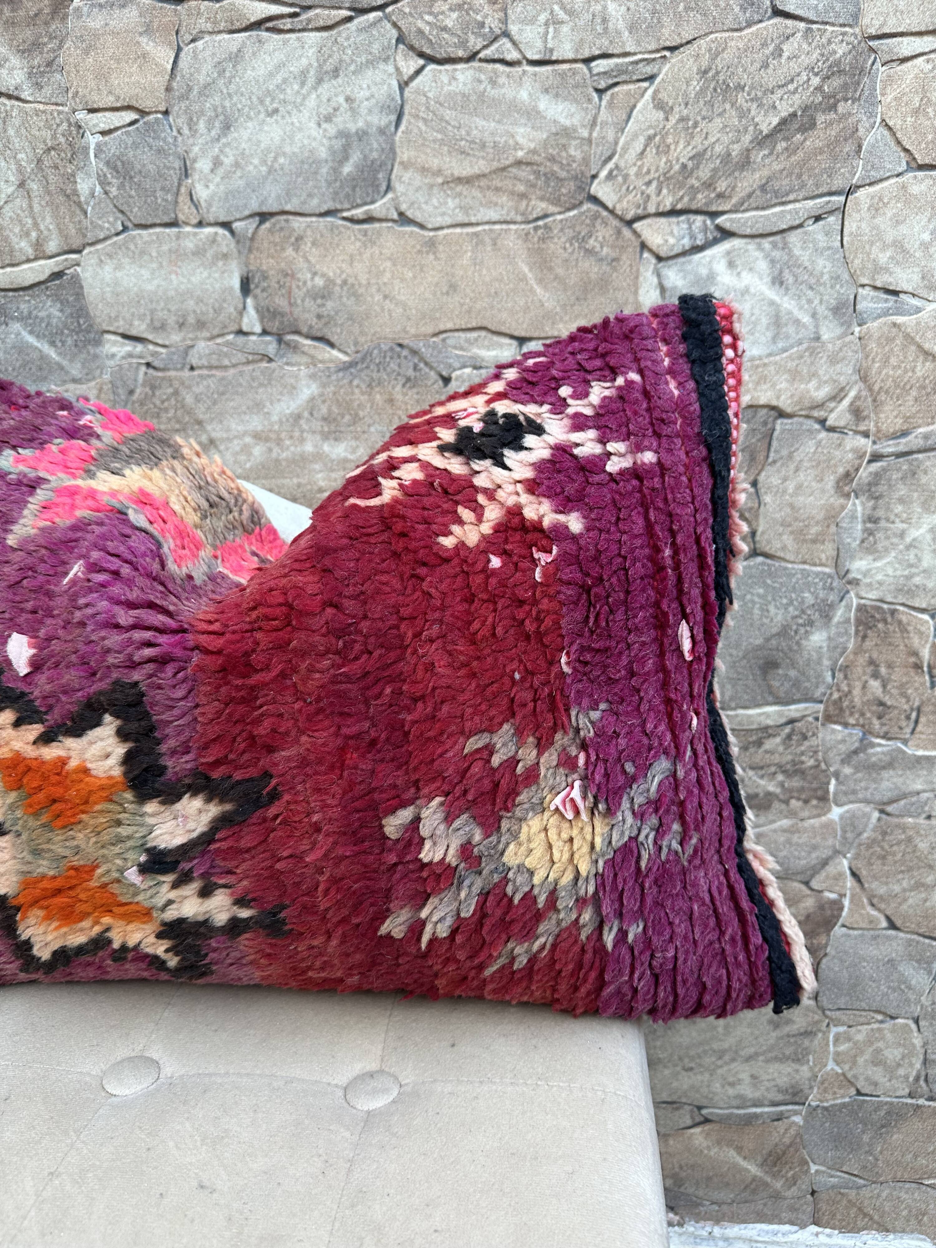 Beautiful vintage Berber Kilim cushion from Morocco