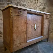 Antique Louis XVI style buffet in burr elm with marble top, late 19th century.