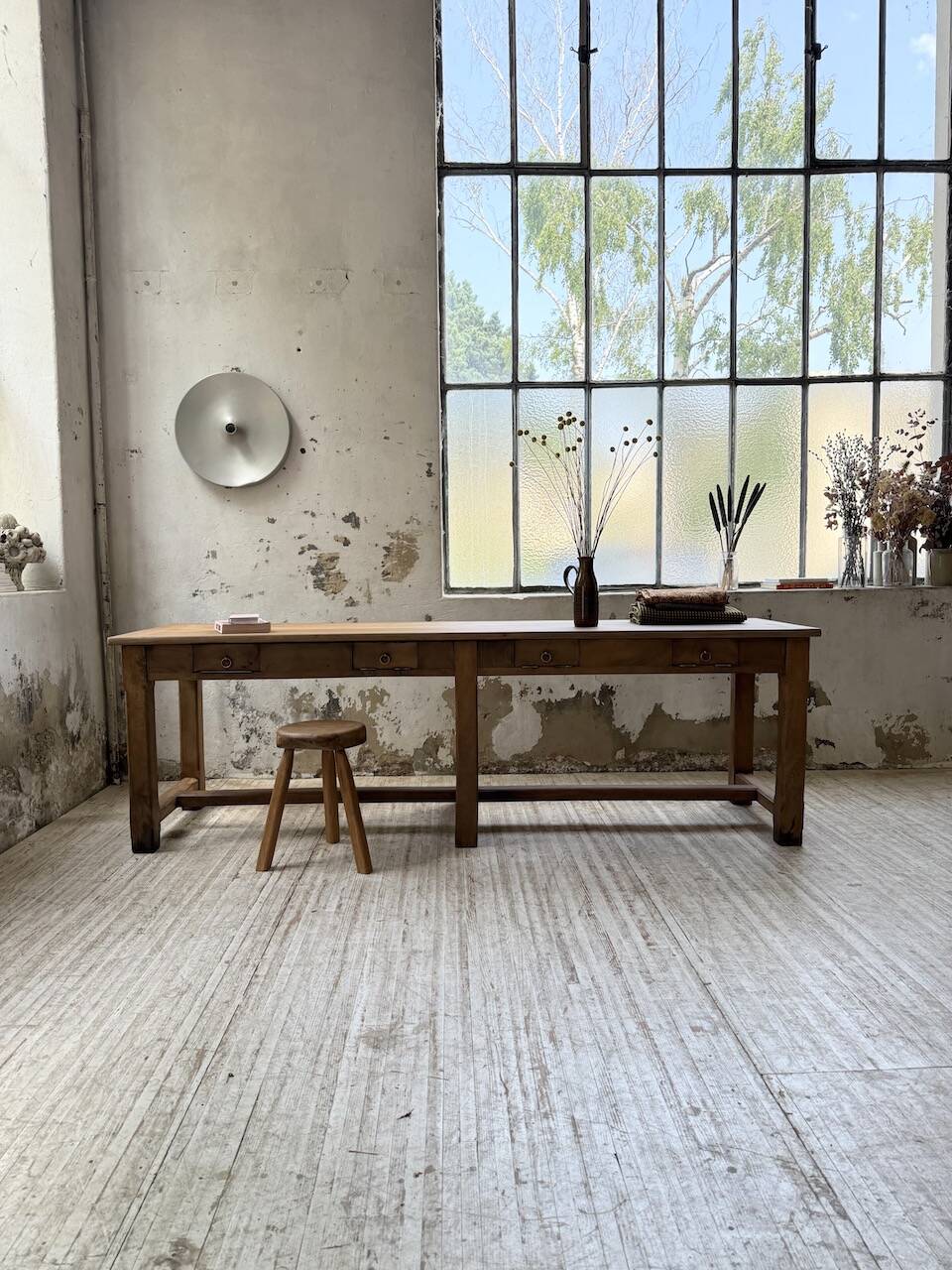 Antique farmhouse or drapery table in walnut, 1900 XL