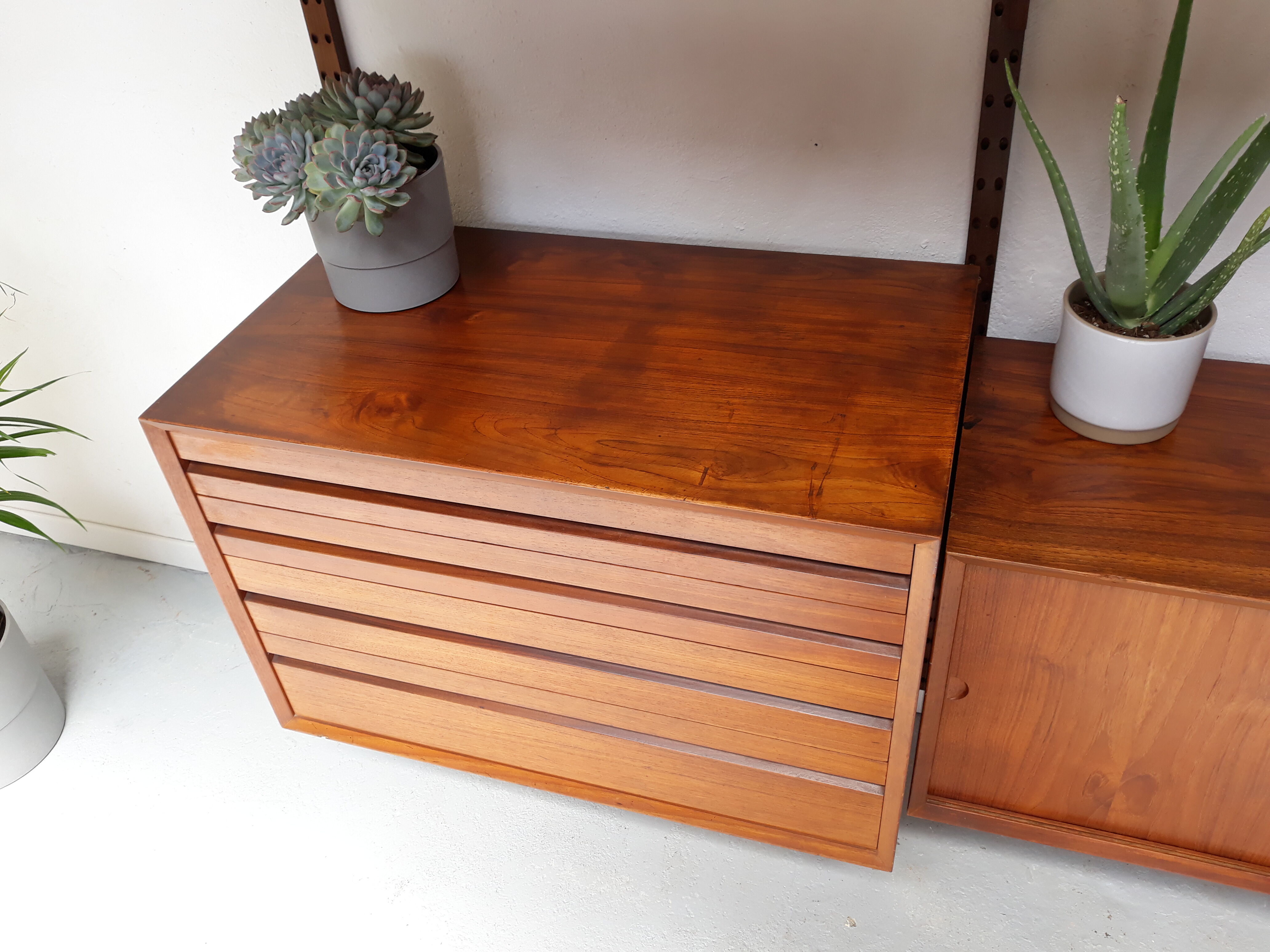 Étagère modulable scandinave en teck royal system par Poul Cadovius