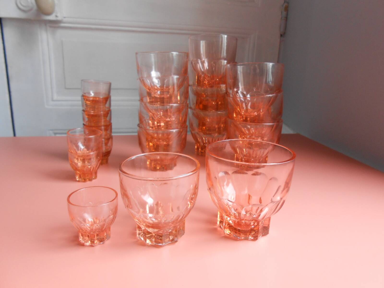 Set of pink glasses