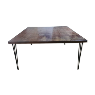 Contemporary dining table