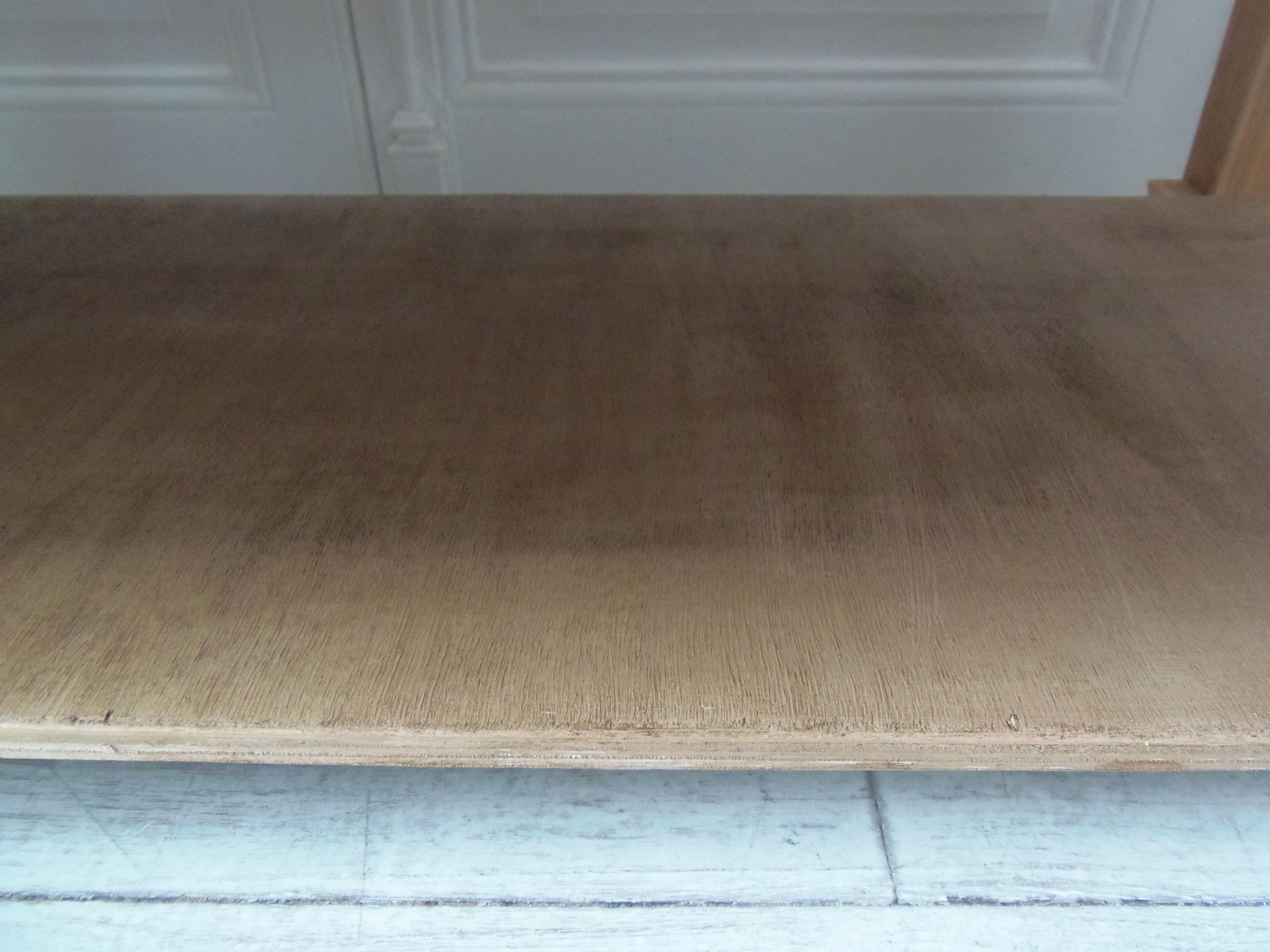 Table basse vintage, piétement, ceinture, tiroir et tablette bois, plateau vert de gris.