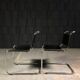 Paire de chaises S33 cuir noir et chrome