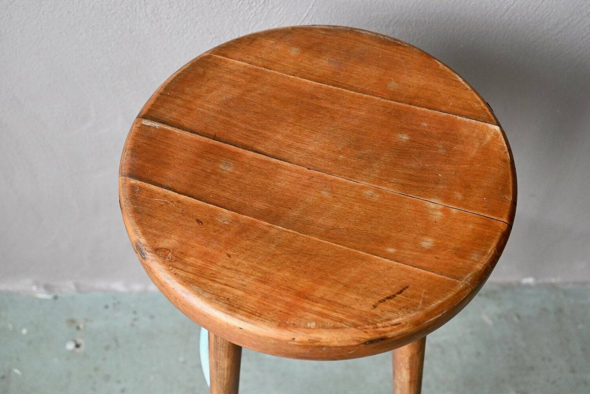 Tabouret de bar vintage années 60 bois et métal laqué bleu