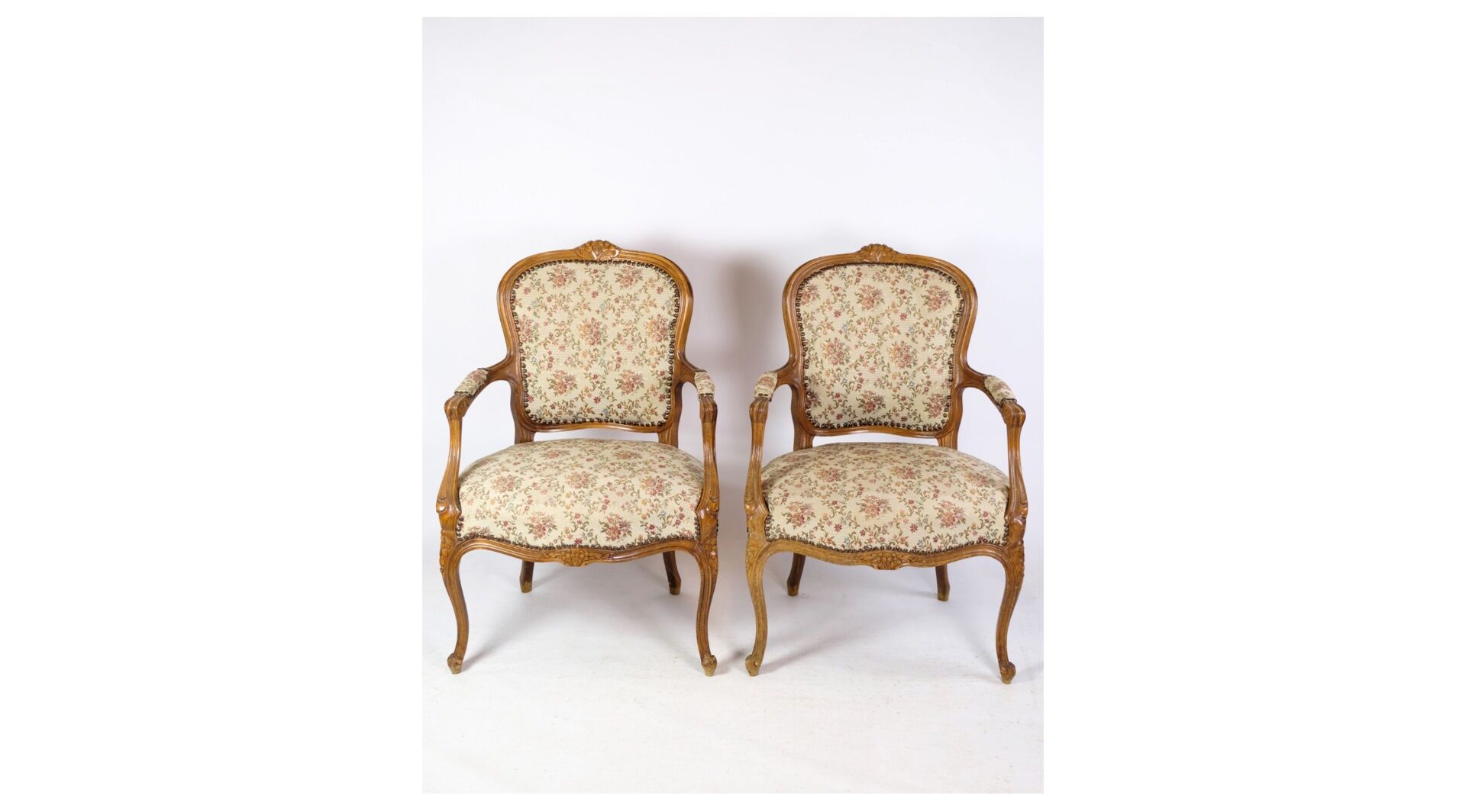Pair of Neo-Rococo Armchairs with Decorated Fabric in Light Wood