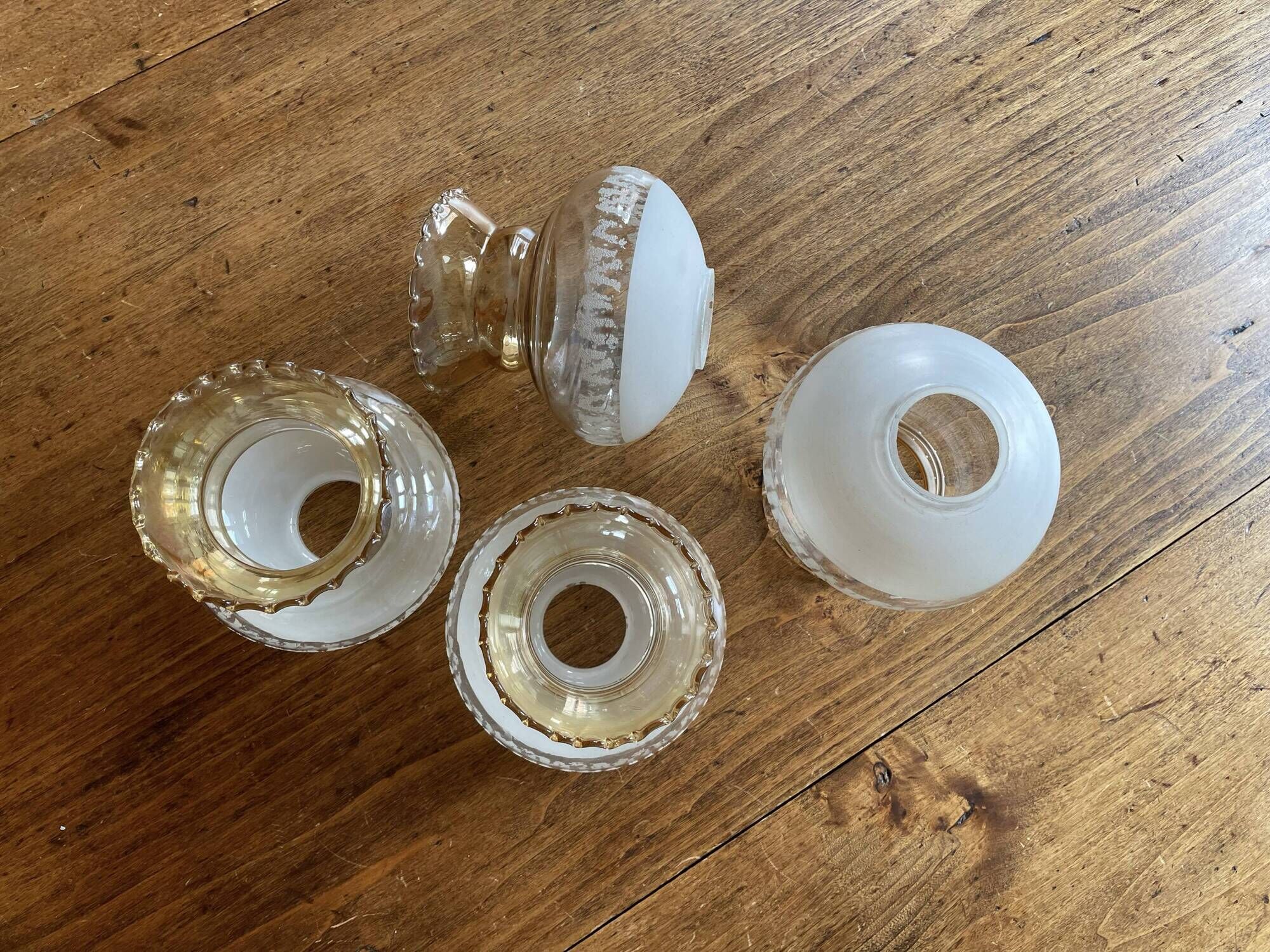 Set of 4 globes of glass lampshades, old, vintage
