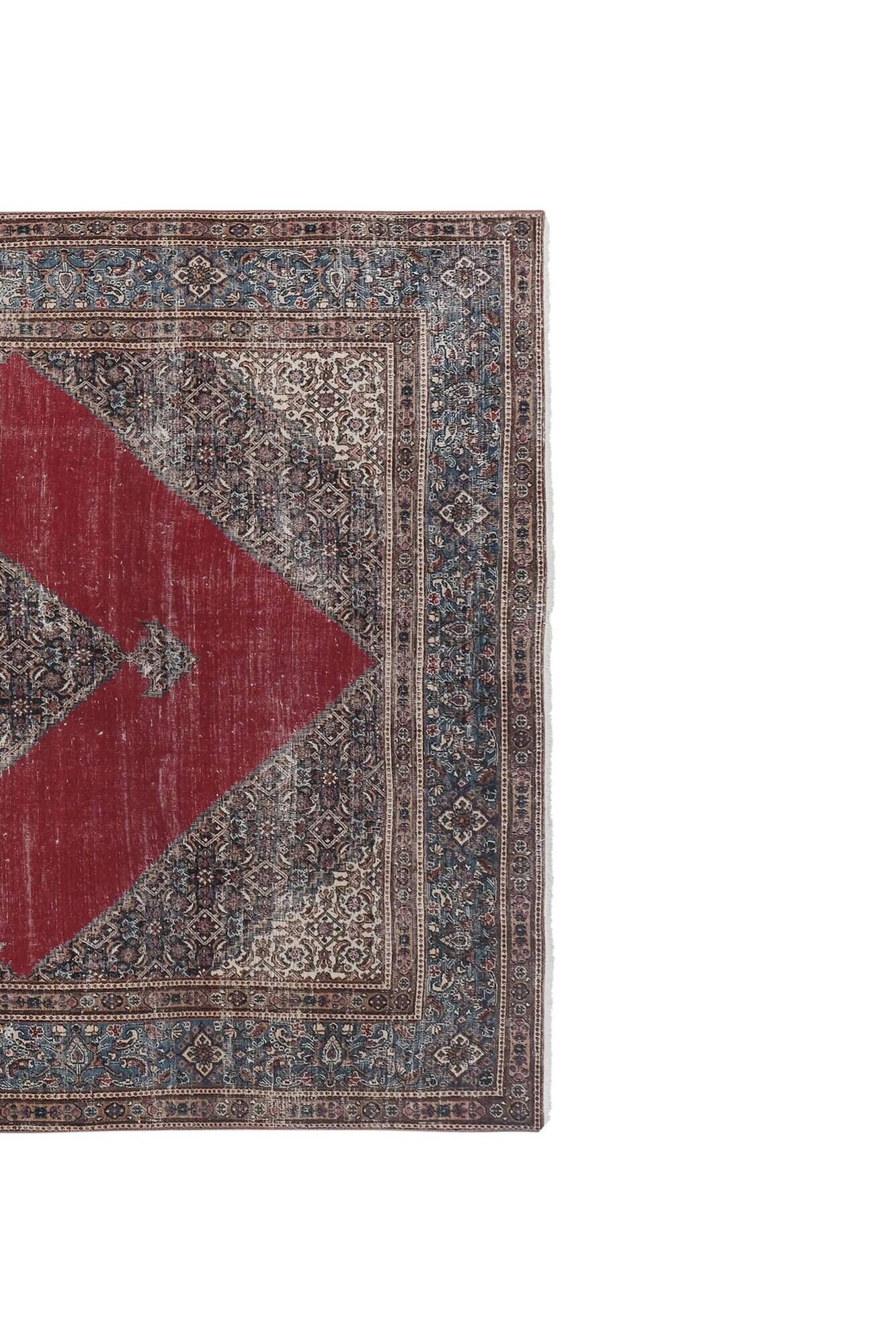 Vintage Turkish handmade rug 215x323 cm
