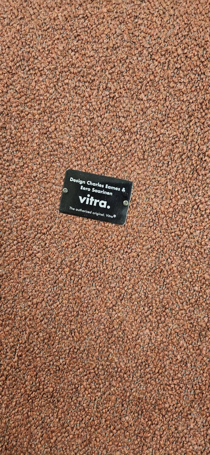 Chaise Boucle Charles Eames Organic de Vitra