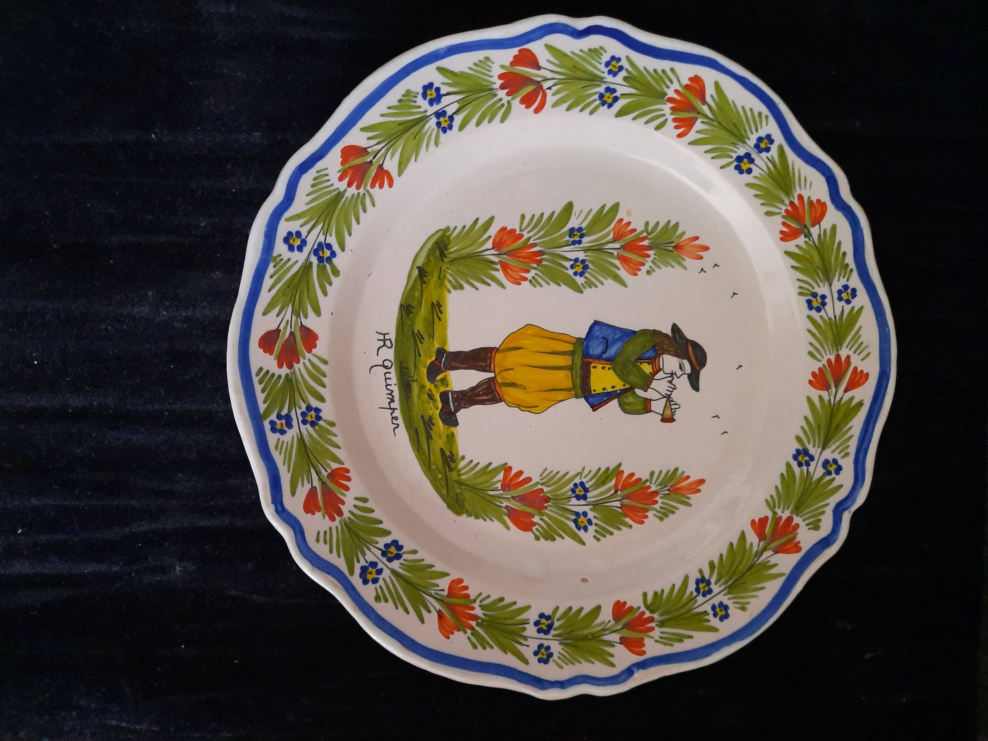 Old Plate HR Quimper Sonneur Player of Bombarde Hand Painted 24cm