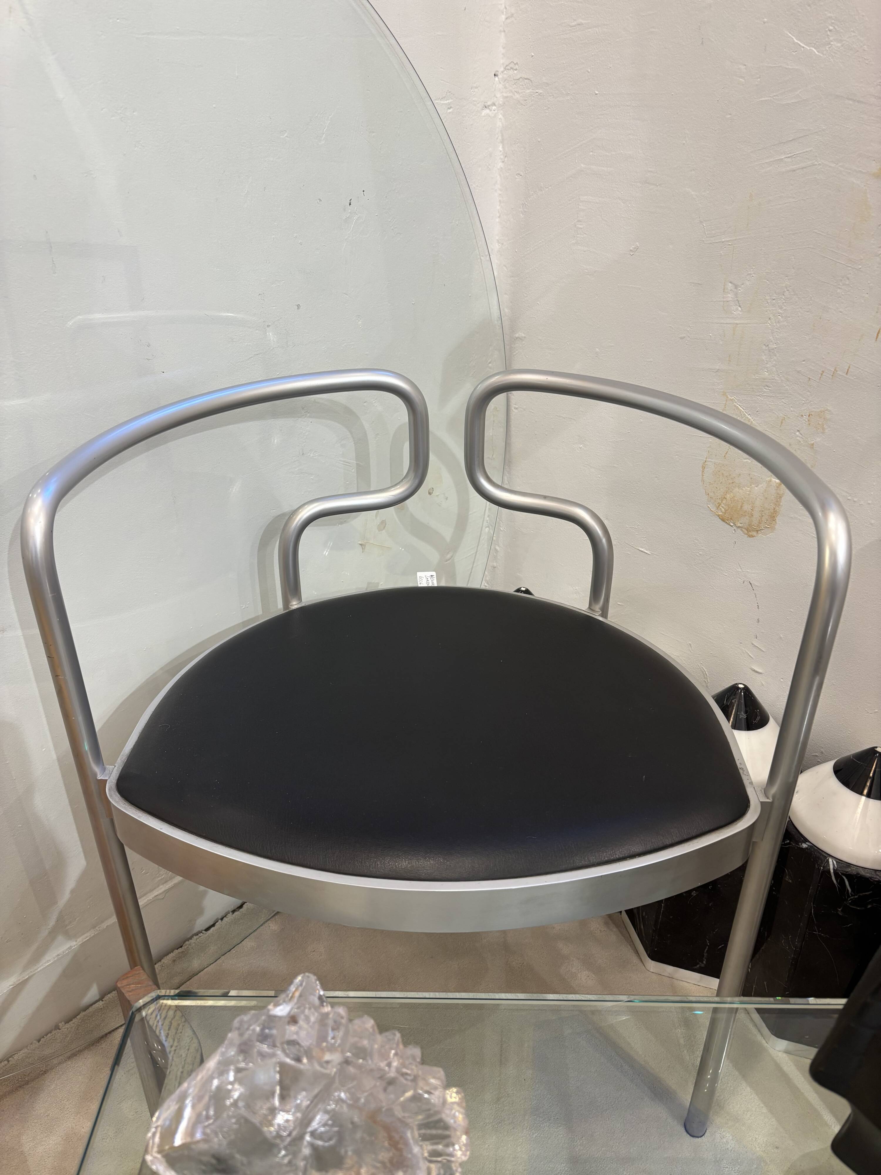 Chair Henning Larsen, model 9230, Fritz Hansen