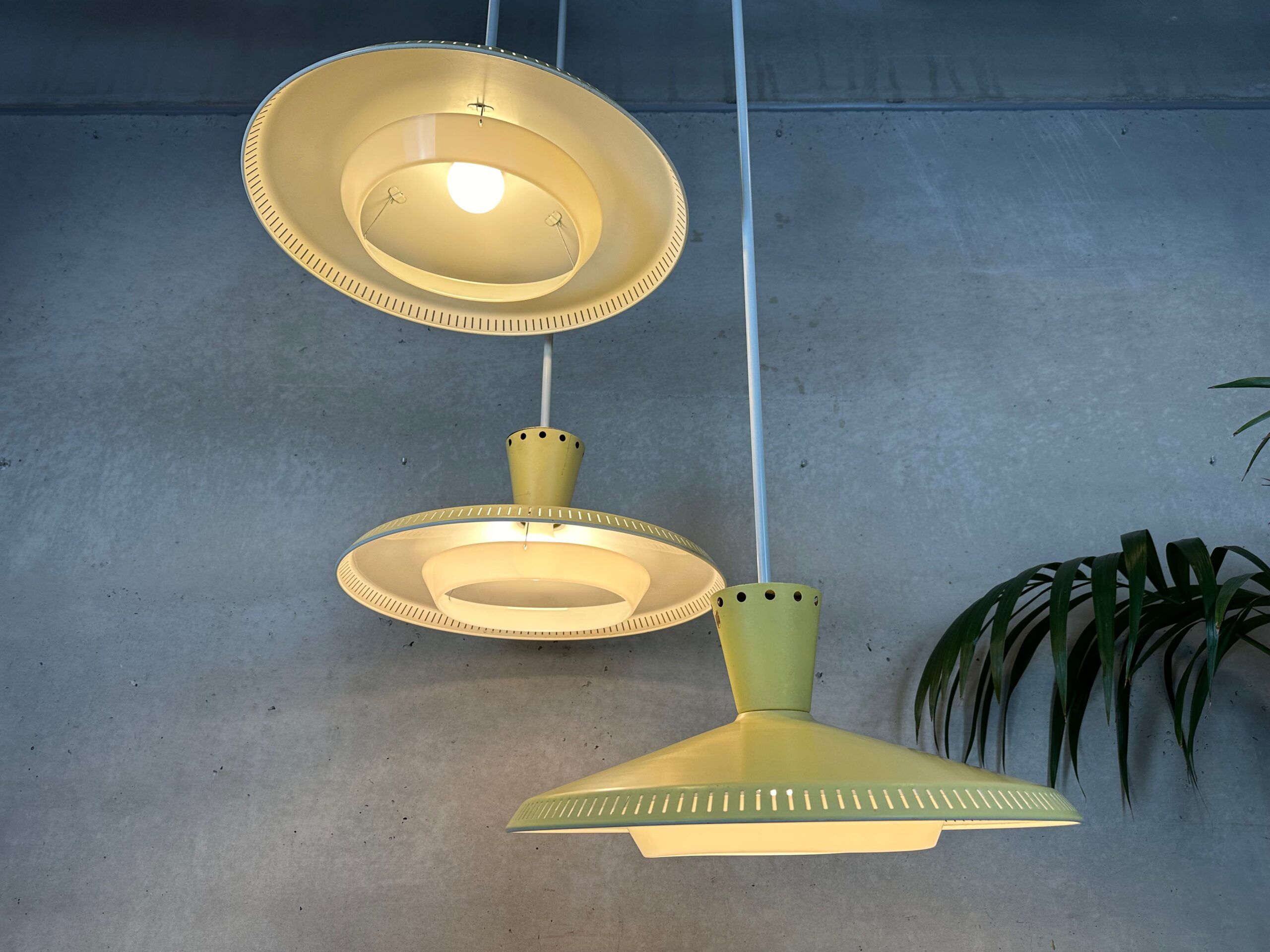 Lampe suspendue vintage Philips – Louis Kalff – NB93
